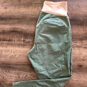 Old Navy Maternity Pixie Full Panel Ankle Chinos